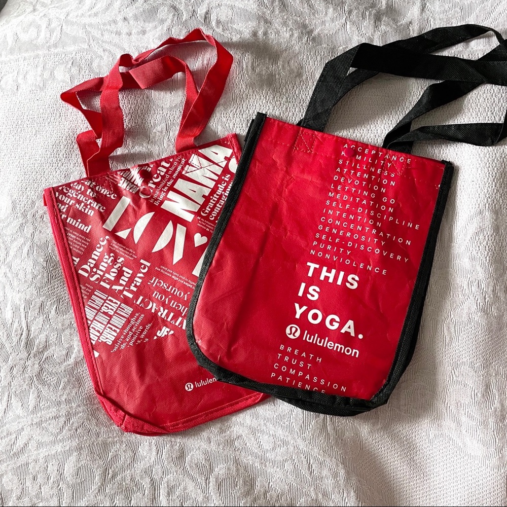 Lululemon bundle of 2 reusable shopping bags